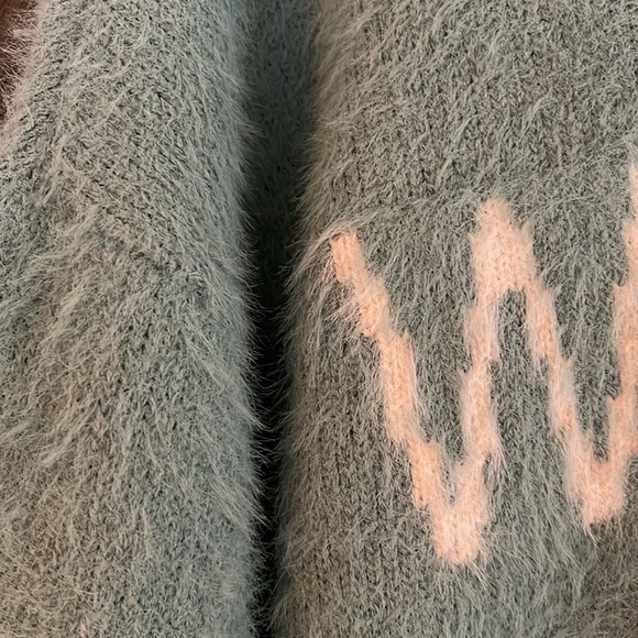 Mint “eyelash” WEEKEND sweater - Picture 3 of 4